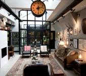 pièce de vie principale du loft industriel