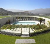 La maison d’architecte vue d’extérieur maison originale à l'architecture moderne