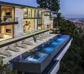 Propriété de prestige et de standing avec une vue imprenable sur West Hollywood belle résidence de grand standing millionnaire