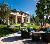 Résidence de vacances vue d’ensemble villa luxueuse de vacances sur la côte