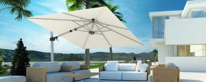 parasol excentré aménagement salon outdoor moderne