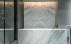 baignoire marbre blanc gris