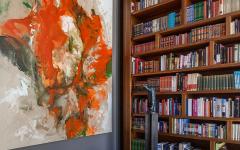 Bibliothèque salon de travail maison contemporaine