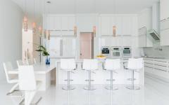 intérieur spacieux villa de luxe cuisine 