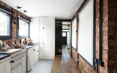 cuisine aux murs en briques aspect industriel