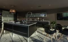 moderne cuisine en noir 