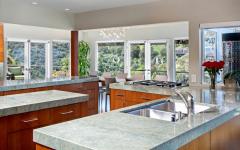 ilot central cuisine design avec vue