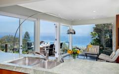vue panoramique mer depuis cuisine