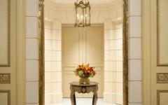 Couloir dans un style renaissance et antique à la fois intérieur décoration inspiration antique