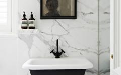 Le marbre blanc retrouvé dans la salle de bain salle de bains marbre blanc maison moderne citadine