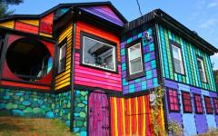 Façade inspiré par les nuances voyantes