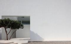 Aspect contemporain et tendance minimaliste extérieur minimaliste ultra contemporain blanc