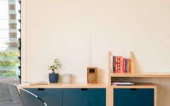 L’intérieur de cette maison évolutive se distingue par sa luminosité et son agencement simple séjour maison d'architecte plain-pied modulaire