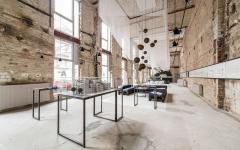 Appartement témoin rappelant volontairement les traits d’un loft contemporain appartement de ville design luxueux