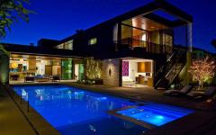 piscine de nuit maison avec piscine moderne 