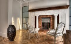 Intérieur maison basque rénovée cheminée