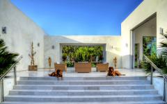 maison de prestige extérieur terrasse marbre