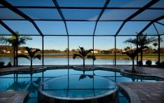 piscine intérieure luxe prestige villa