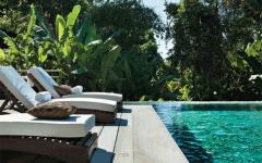 piscine de luxe terrasse bois