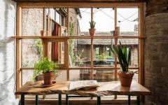 Les éléments rustiques sont omniprésents dans l’intérieur rénové de cette belle maison de campagne intérieur et extérieur rustique rénové belle demeure de campagne