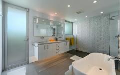 salle de bains design tous conforts