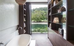 salle de bain avec vue 