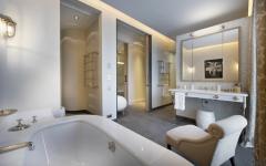 salle de bain contemporaine villa de vacacnes Saint Tropez
