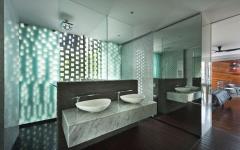 salle de bain double évier maison exotique