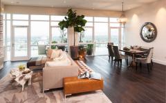 mobilier contemporain donnant sur terrasse avec vue