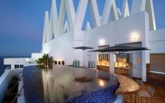 terrasse de luxe piscine jacuzzi