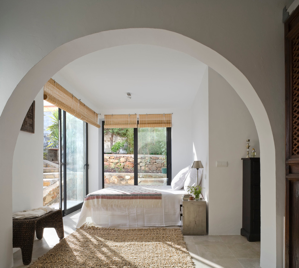 Une des chambres de cette belle résidence secondaire côtière chambre avec vue sur la mer