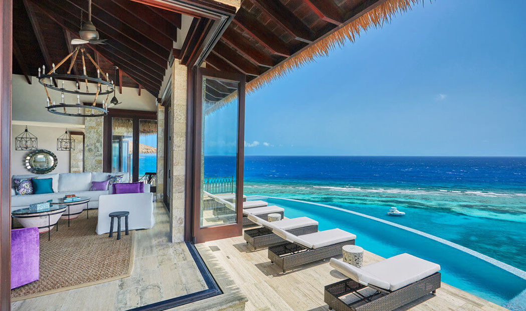 terrasse chaises longues luxe avec vue sur la mer
