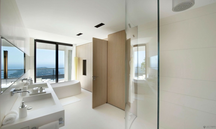 salle de bain design contemporaine villa côte d'azur