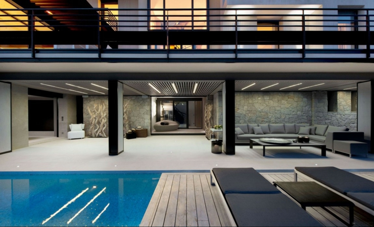 Piscine à débordement villa de luxe nice