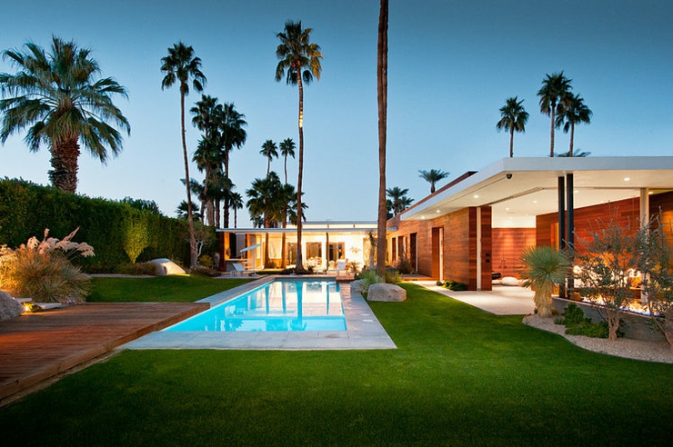 La maison de plain-pied contemporaine vue de nuit maison d'architecte en plain-pied luxe design